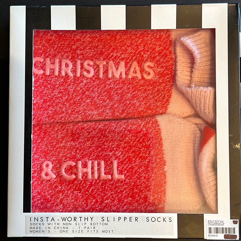 soft chenille slipper socks w/“Christmas & CHILL” grippy bottoms-boxed gift-NIB